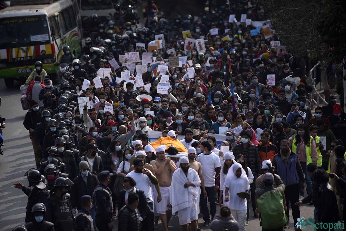 बृहत् नागरिक आन्दोलन क्रममा गत माघ ३० गते काठमाडौंमा आयोजित महिला मार्च। तस्बिर: नारायण महर्जन/सेतोपाटी